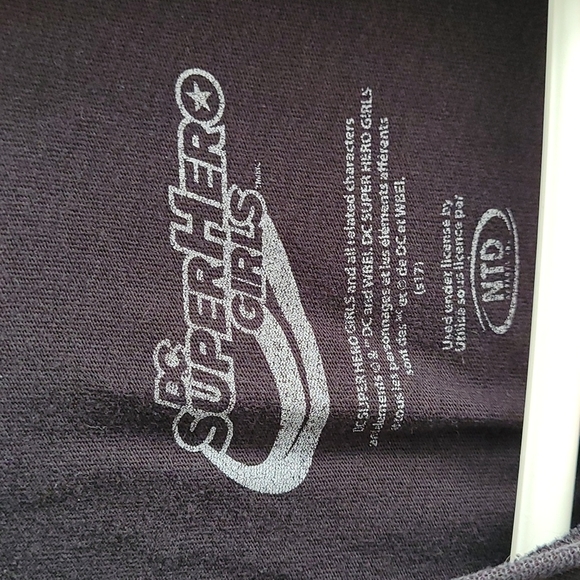 Girls 2 PC Outfit Size 6 Wonder Woman Tshirt GUC and New Athletic Works Pants - Picture 3 of 7